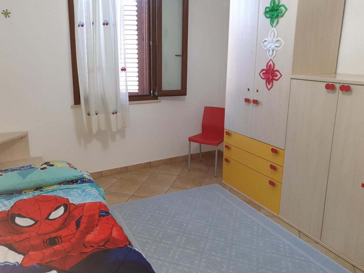 La Casa Di Sara Villa Pula Exteriör bild